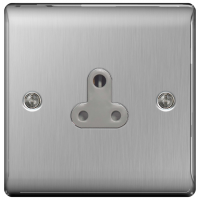 BG NBS29G Unswitched Round Pin Socket 5A
