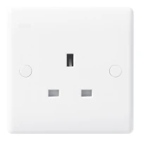 BG Nexus White Unswitched Single Socket - 823