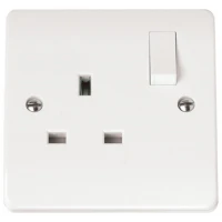 Click CMA035 Switched Single Socket 1Gang Switched 13A